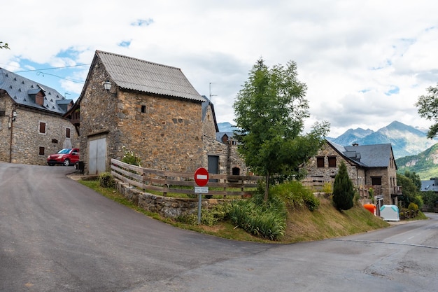 Tradycyjny Dom Górski W Piedrafita De Jaca W Pirenejach Biescas Alto Gallego Huesca