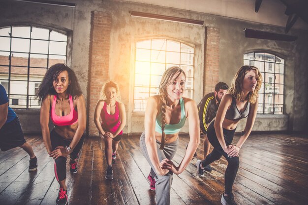 Trening w siłowni fitness