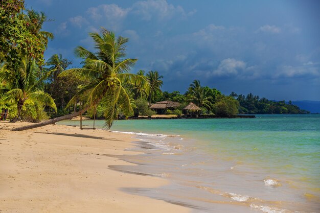 Tropikalna plaża w Tajlandii