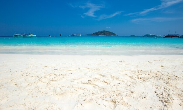 Tropikalna wyspa biały similan plaża - Tajlandia