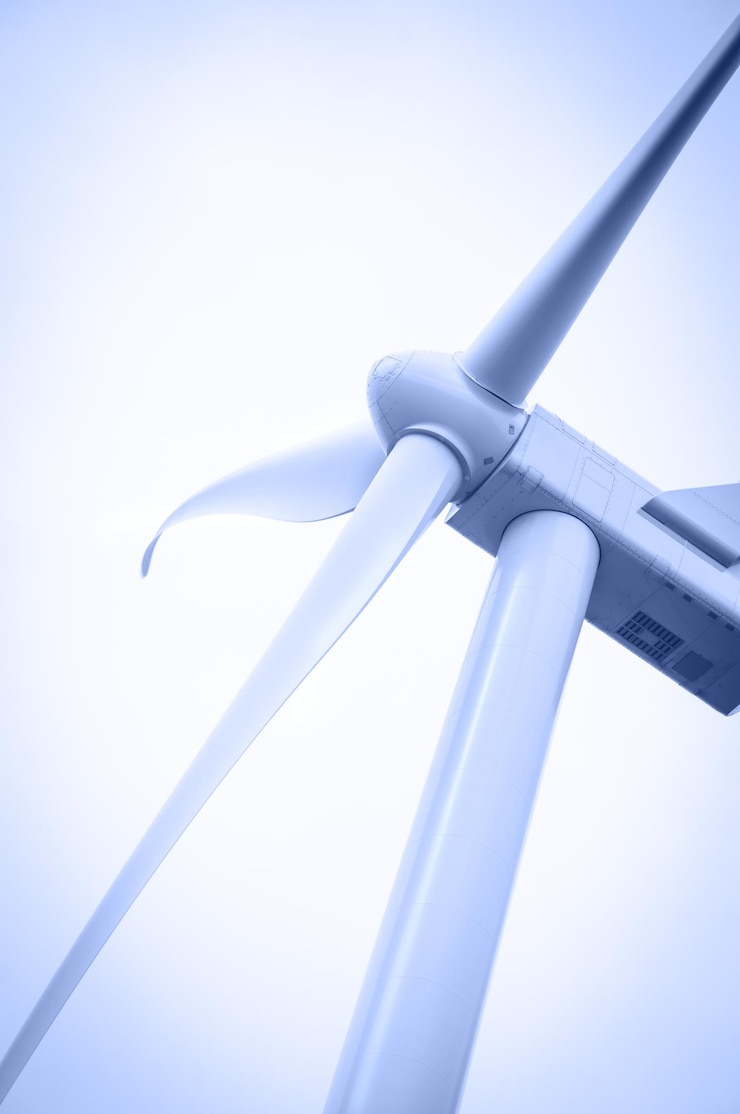 Zdjęcie turbiny wiatrowe na energię alternatywną. stonowany.
