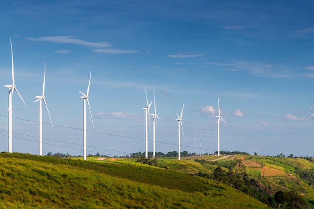 Turbiny Wiatrowe W Górach. Moc I Energia