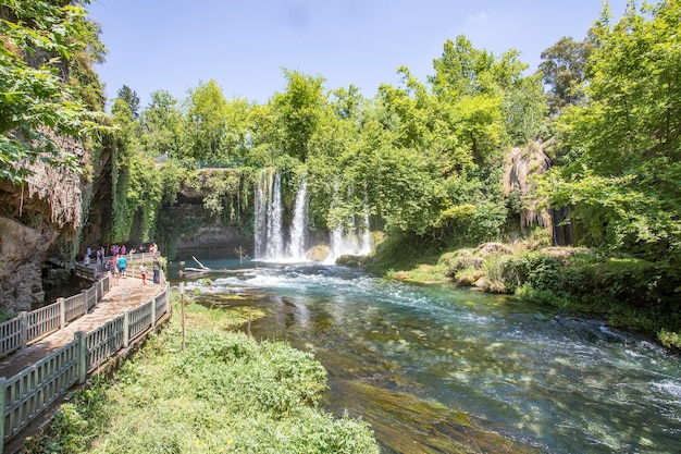 Turcja Antalya Duden Wodospad ladscape. Wiosna.