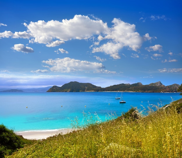 Turkusowe Wyspy Islas Cies Na Plaży W Pobliżu Vigo Galicia