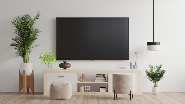 TV na ścianie i szafce, pokój dzienny.