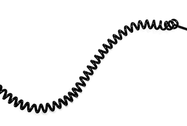 Twisted czarny przewód telefoniczny na białym tleCzarny przewód telefoniczny
