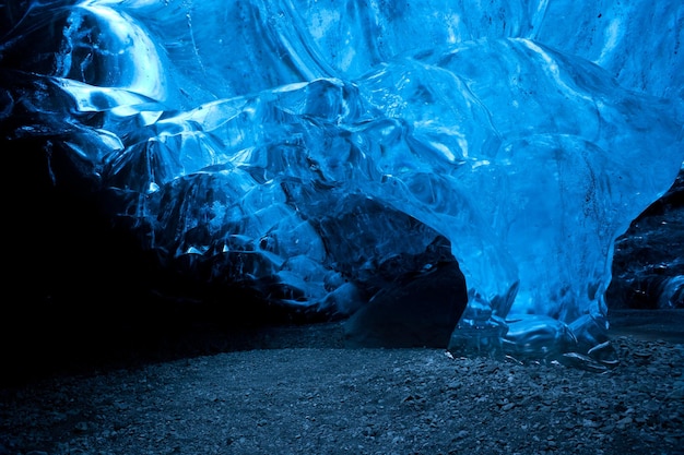 Tworzenie się lodu w jokulsarlon