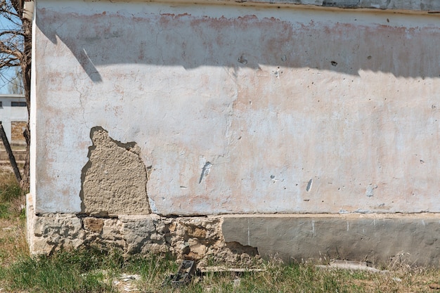 Tynk łuszczący Się Ceglany Mur Fundament Budynku Mieszkalnego Stopniowo Się Zawala