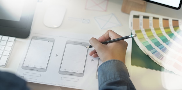 UI UX projektant graficzny rysunek szablon smartphone