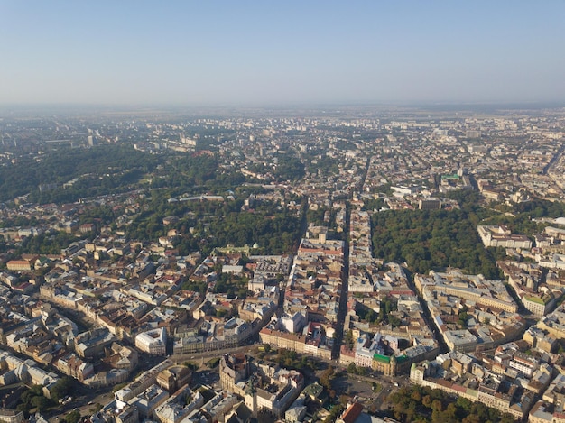 Ukraina Lwów centrum miasta stara architektura zdjęcie drona widok z lotu ptaka