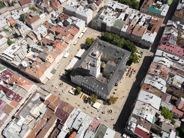 Ukraina Lwów centrum miasta stara architektura zdjęcie drona widok z lotu ptaka