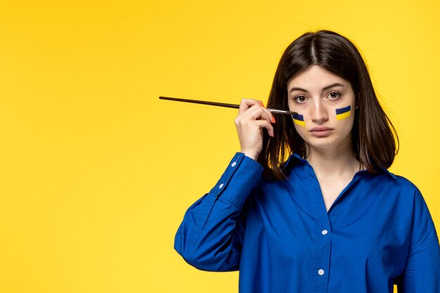 Ukraina Rosyjski Konflikt Brunetka Całkiem ładna Dziewczyna Z Flagami Na Policzkach