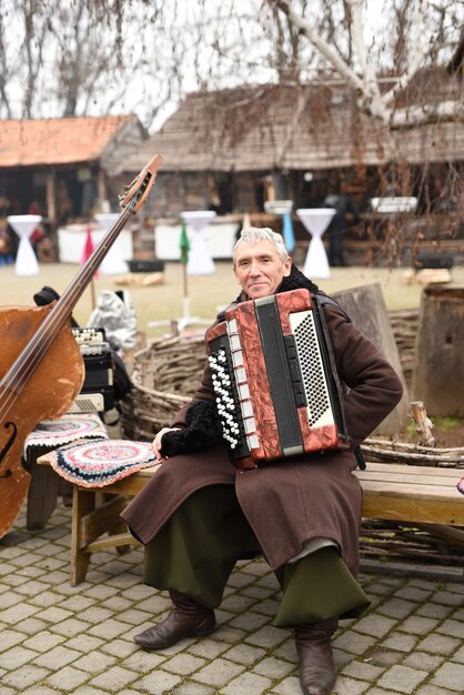 Ukraiński Ludowy Zespół Pieśni I Tańca W Strojach Ludowych