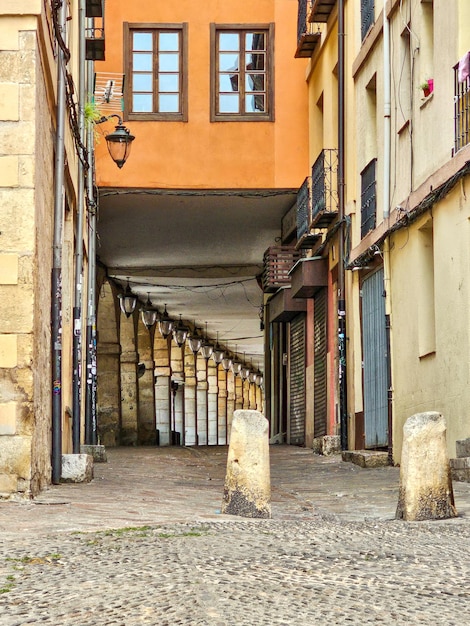 Zdjęcie ulica dostępu do głównego placu leon