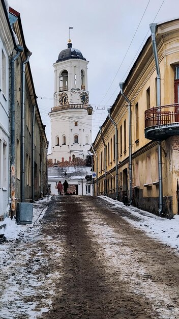 Ulica Starego Miasta Z Widokiem Na Starą Wieżę Zegarową Dzwonnica Katedry Wyborg Wyborg Rosja