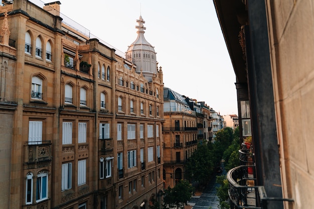 Ulice turystycznego centrum San Sebastian