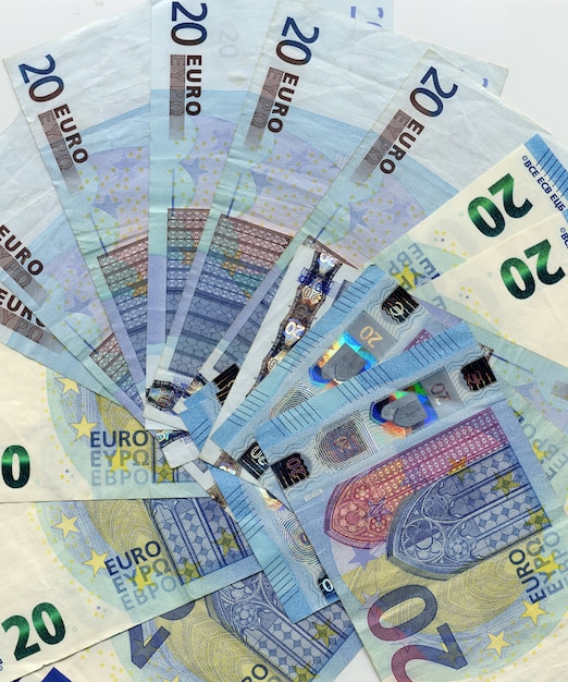 Uwaga 20 euro, tło Unii Europejskiej