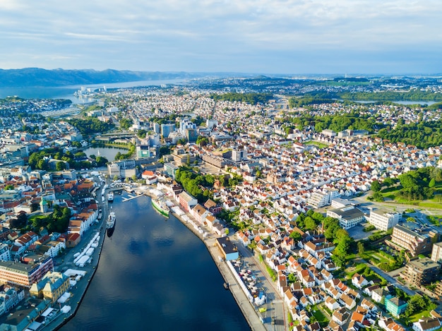Vagen stare miasto z lotu ptaka panoramiczny widok w Stavanger w Norwegii