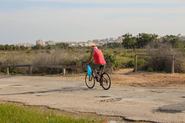 Vega Baja del Segura El lago azul del Parque Natural de las Lagunas de La Mata y Torrevieja