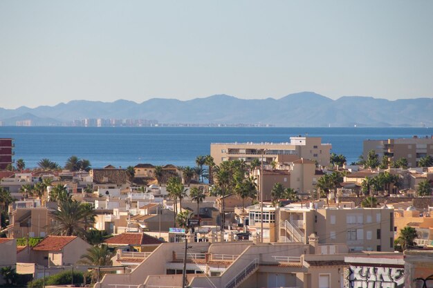 Vega Baja del Segura – Torrevieja – Paisaje urbano con vistas maritimas de la ciudad