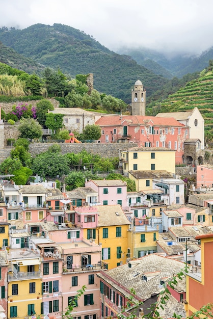 Vernazza Wioska I Kościół Santa Margherita, Cinque Terre, Włochy