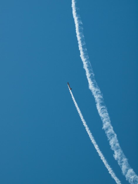 Vintage Samolot Latający W Formacji Na Rocky Mountain Airshow W Broomfield W Stanie Kolorado.