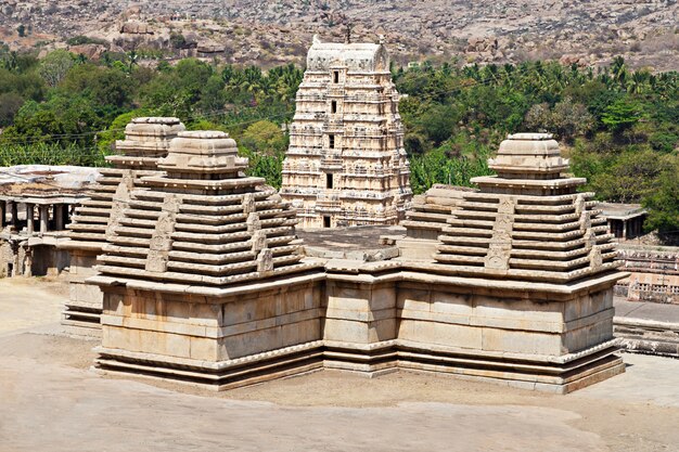 Zdjęcie virupaksha temple, hampi