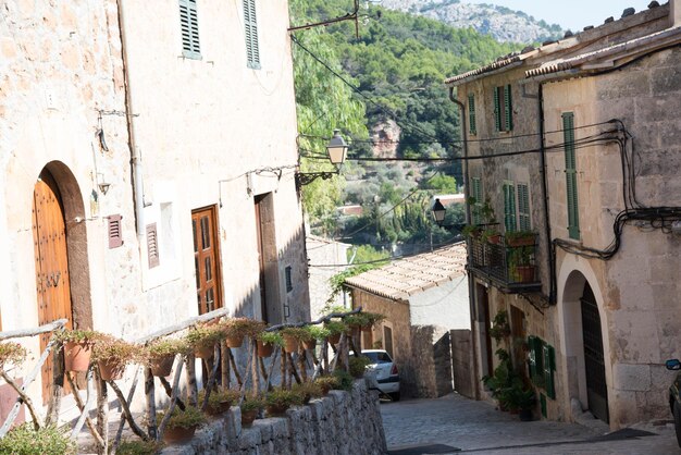 Wąska ulica miasta Palma de Mallorca