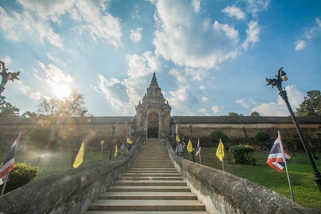 Wat Phra That Lampang Luang to świątynia w prowincji Lampang w Tajlandii