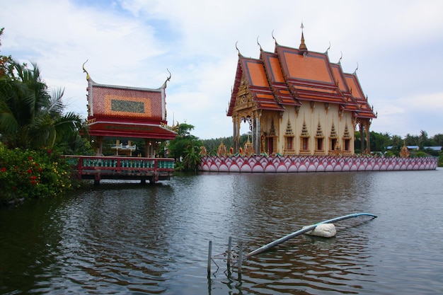 Wat Plai Laem Ko Samui Tajlandia