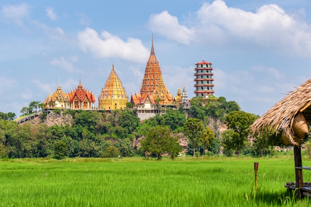 Wat Tham Suea W Prowincji Kanchanaburi W Tajlandii