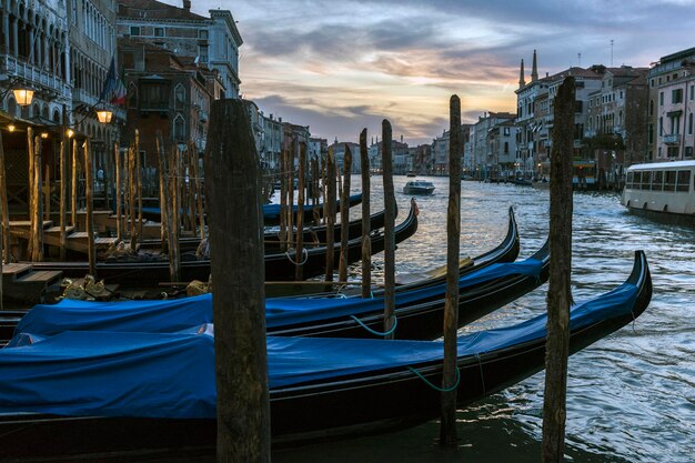 Wenecja, Włochy. Piękna Wenecja Na Zachód Słońca Nad Canal Grande.