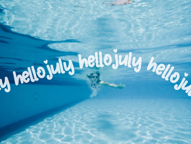 Wiadomość Hello July z letnią aktywnością