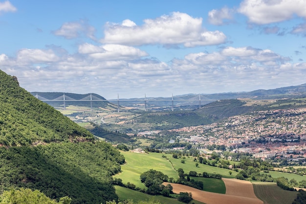 Wiadukt Millau To Najwyższy Most Na świecie Millau Aveyron Oksytania Francja