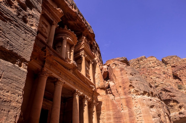 Widok Fasady Alkhazneh Lub Skarbiec W Petra Jordan