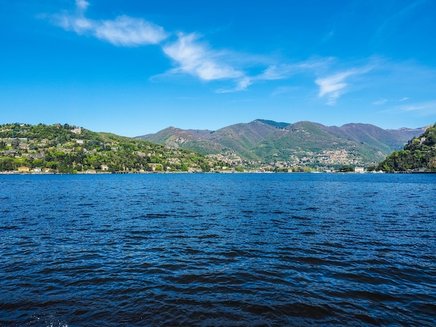 Widok HDR na jezioro Como