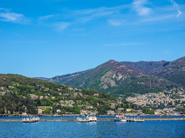 Widok HDR na jezioro Como
