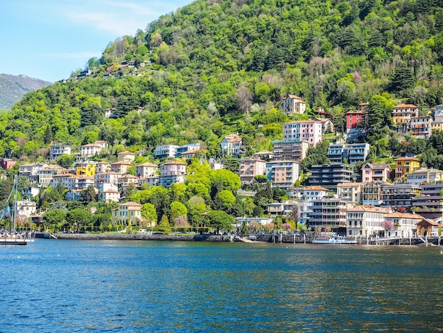 Widok HDR na jezioro Como