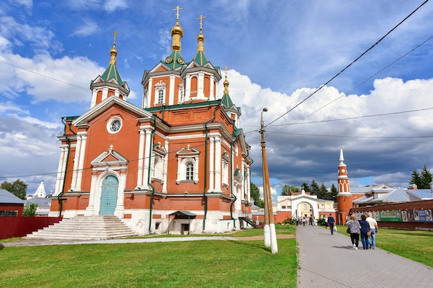 Widok Klasztoru Wniebowzięcia Nmp, Klasztoru Na Tle Błękitnego Nieba