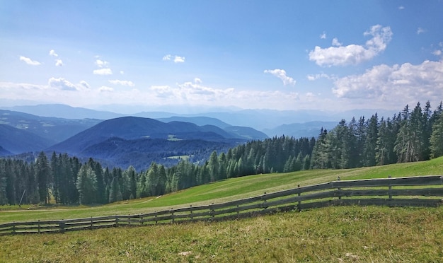 Zdjęcie widok krajobrazu na tle nieba