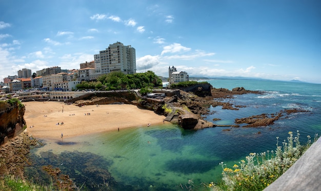 Widok Miasta Biarritz Przez Ocean Atlantycki, Francja