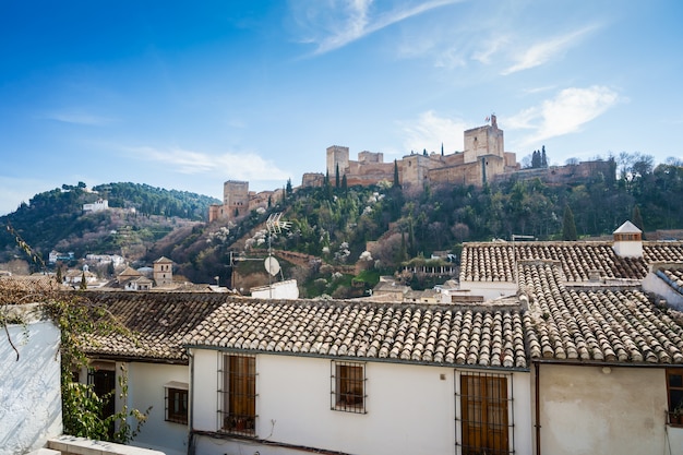 Widok na Alhambra w Granadzie z Albaicin