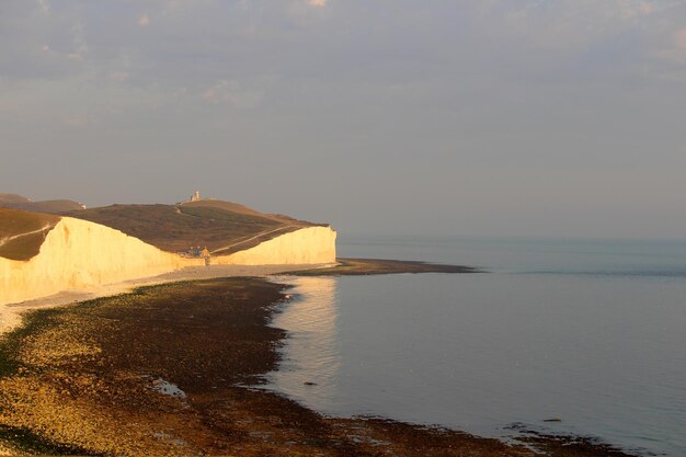 Widok na birling gap między krawędziami klifów