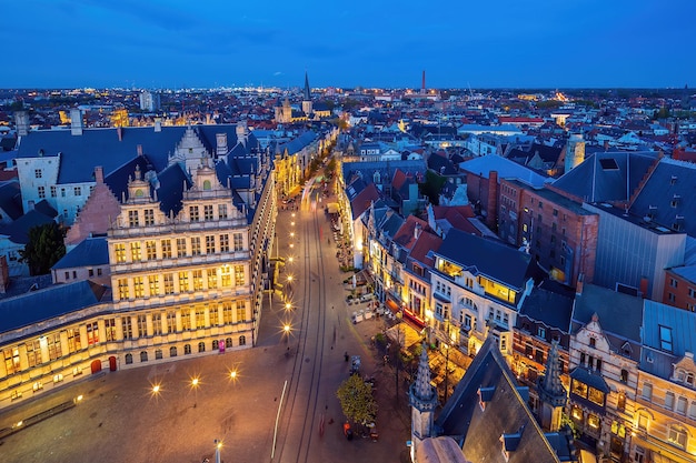 Widok na historyczne miasto w centrum Gandawy, Belgia, z widoku z góry