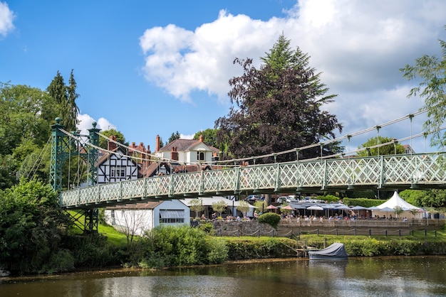 Widok na most Porthill w Shrewsbury, Shropshire, Anglia