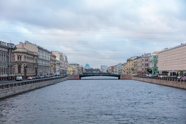 Zdjęcie widok na newę w ul. petersburg