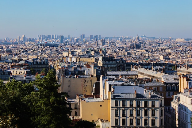 Widok na Paryż z Butte Montmartre, Francja.