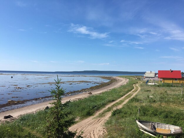 Zdjęcie widok na plażę na tle nieba