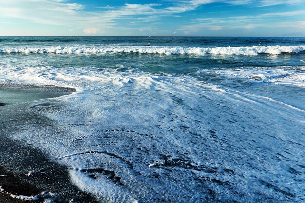 Zdjęcie widok na plażę na tle nieba