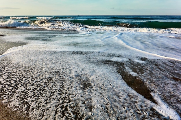 Zdjęcie widok na plażę na tle nieba